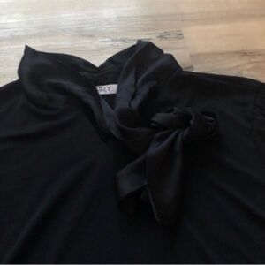 Suzy Shier Black Blouse with Bow Detail
